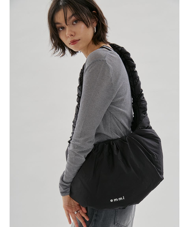 ギャザーディテールショルダーバッグ/撥水