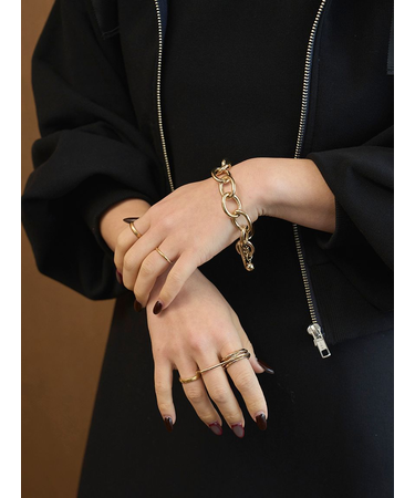 オーバルデザインチェーンブレスレット