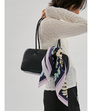 フラワープリントスカーフ