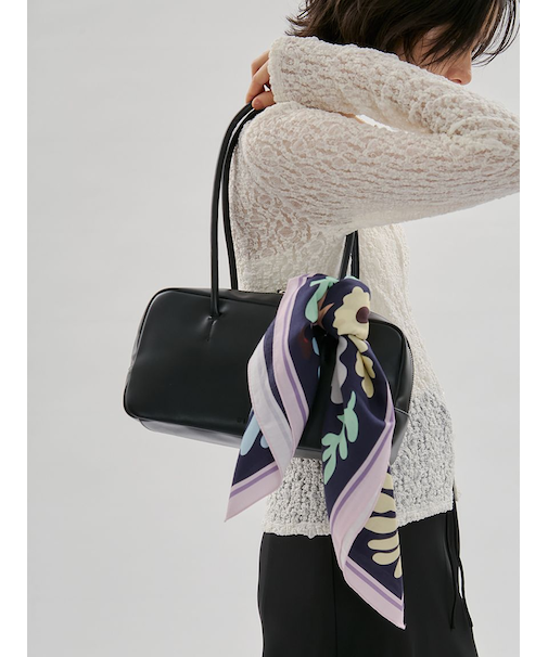 フラワープリントスカーフ