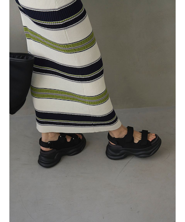 ボリュームソールサンダル