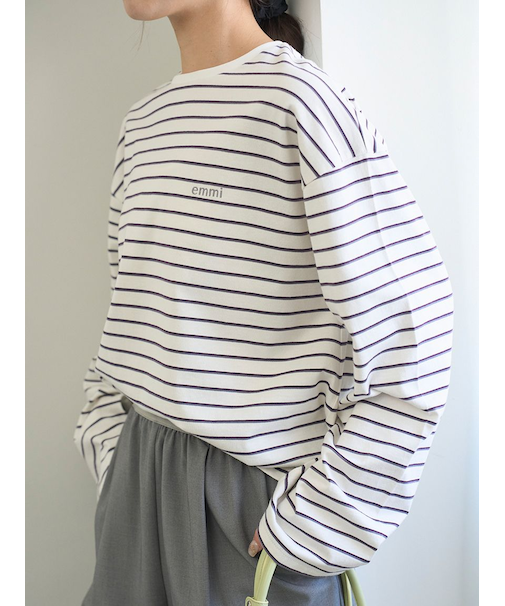 emmiロゴクルーネックロングTシャツ