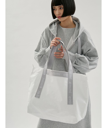 【ONLINE限定】撥水emmiロゴビックトートバッグ