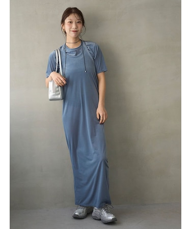 ベロアTシャツ×ホルターネックワンピースセット