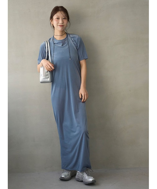 ベロアTシャツ×ホルターネックワンピースセット