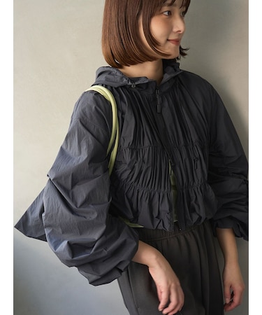 【Movique】シャーリングブルゾン/撥水/UVカット/接触冷感