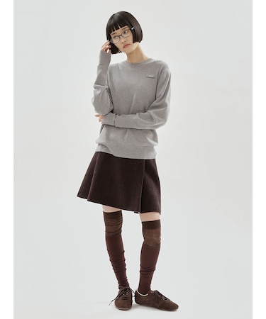 【ONLINE限定カラーあり】emmiロゴクルーネックプルオーバー