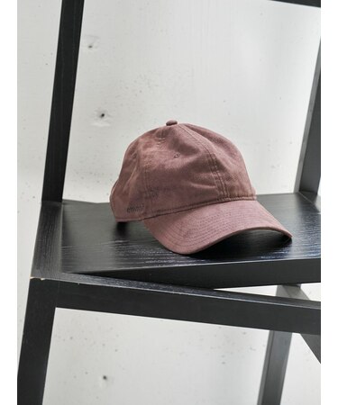 【emmi|NEW ERA(R)】9TWENTY(TM) emmiロゴスエードキャップ
