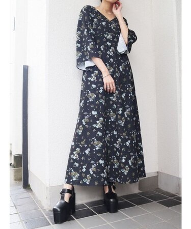 ロングマキシフラワーワンピース