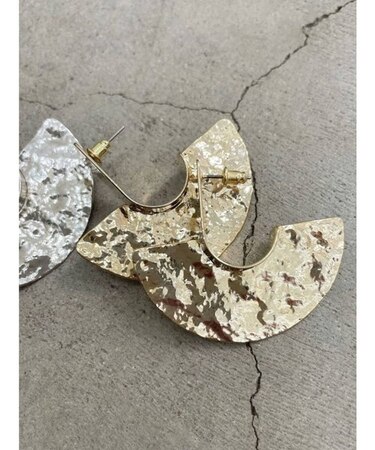 ラウンドカーブピアス