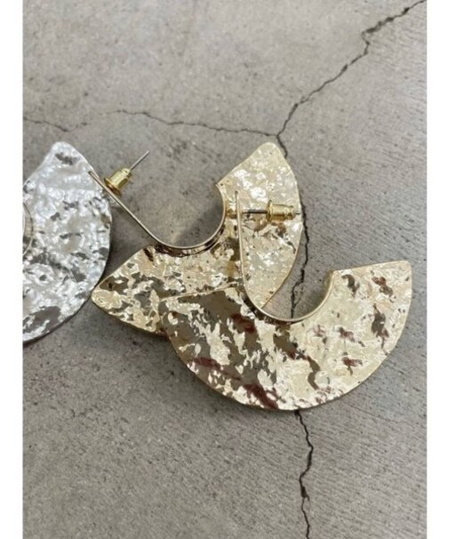 ラウンドカーブピアス