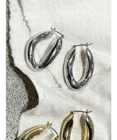 タンクボリュームチェーンピアス