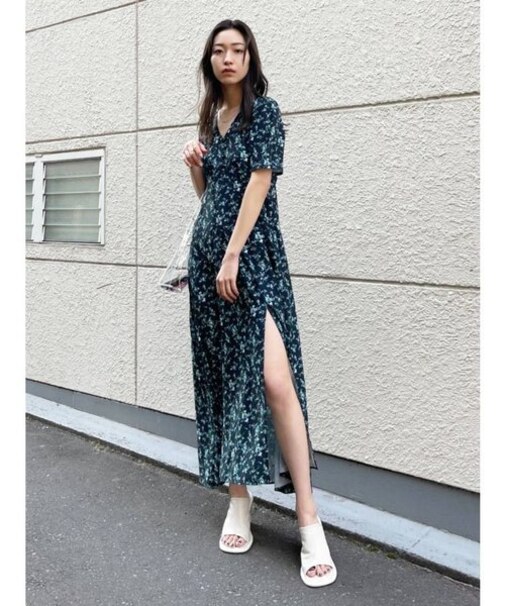 ドローウィングプラントワンピース