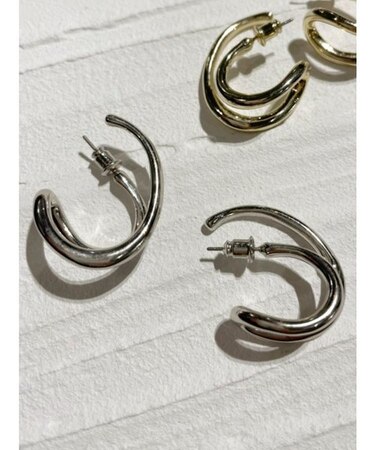 ニュアンスダブルピアス