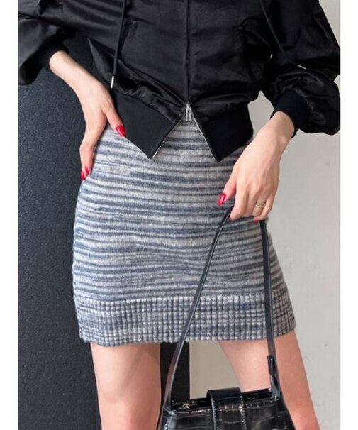 【セットアップ着用可】カラーストライプニットスカート