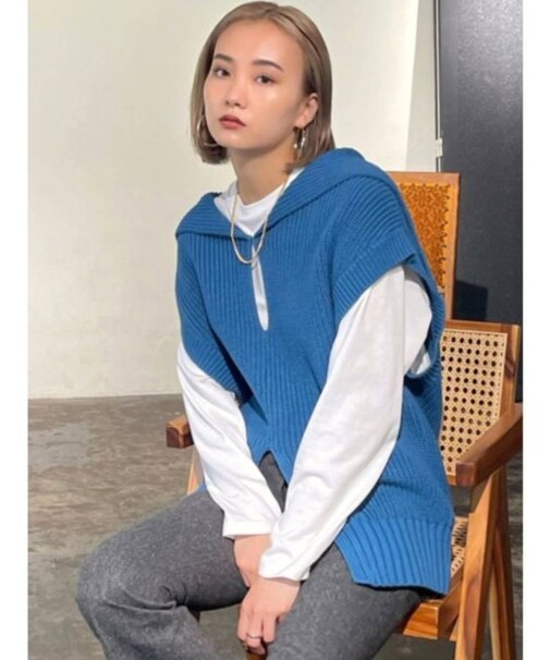 スリットロングニットベスト