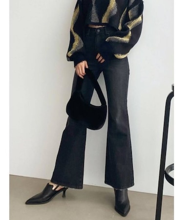 セミフィットフレアハイウエストジーンズ