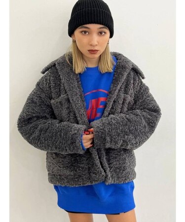 オーバーボアブルゾン