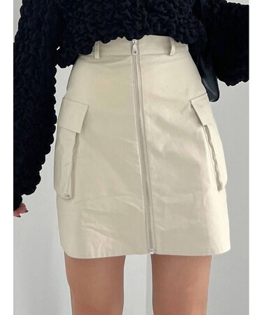 カーゴミニスカート