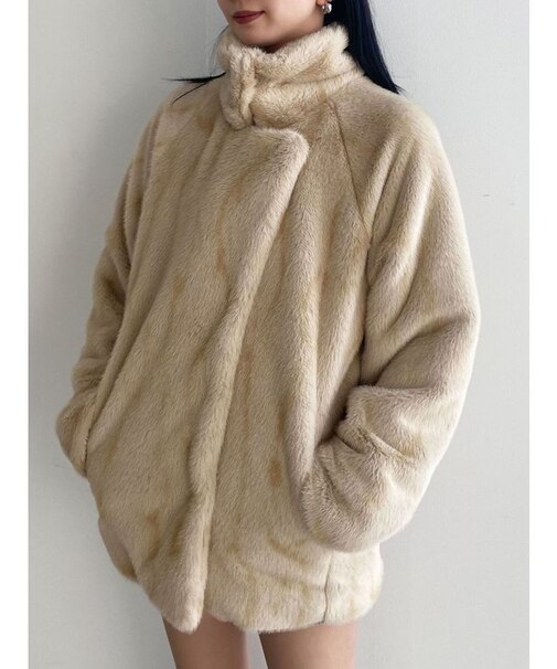 ミディーフェイクファーコート