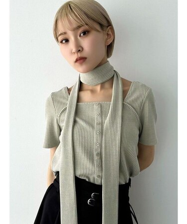 スリムタイボタントップ