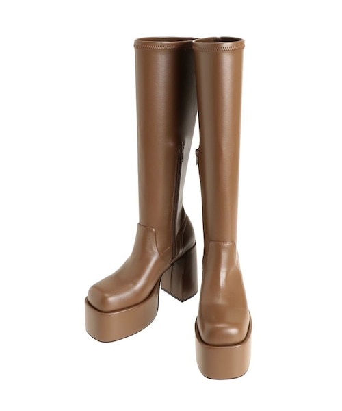 試着のみ美品 EMODA バルキープランプフィットブーツ セール】バルキープランプショートフィットブーツ（ブーツ）｜EMODA