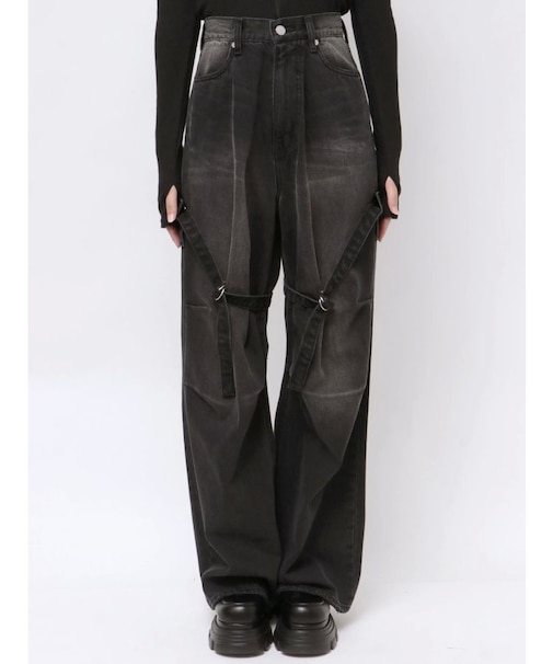 カーゴベルトルーズジーンズ