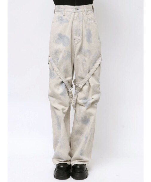 カーゴベルトルーズジーンズ