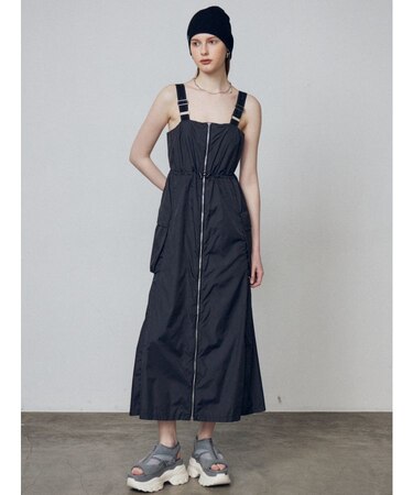 ショルダーベルトナイロンマキシワンピース