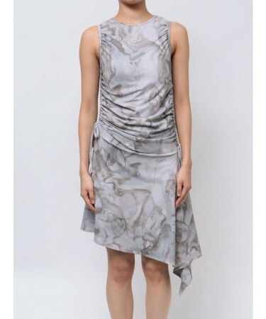 アシンメトリーフレアミディワンピース