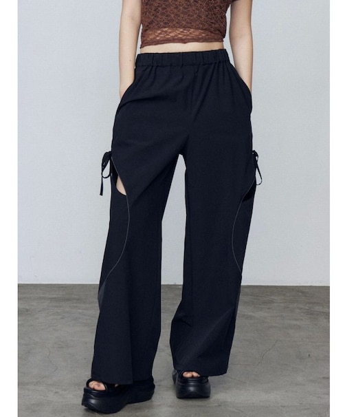 サイドラインスリットパンツ