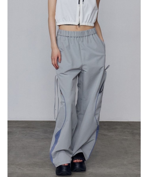 サイドラインスリットパンツ