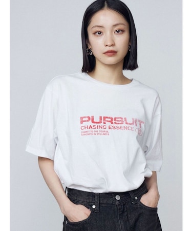 ロゴグラフィックTシャツ