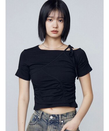 アシンメトリーギャザーレイヤートップ