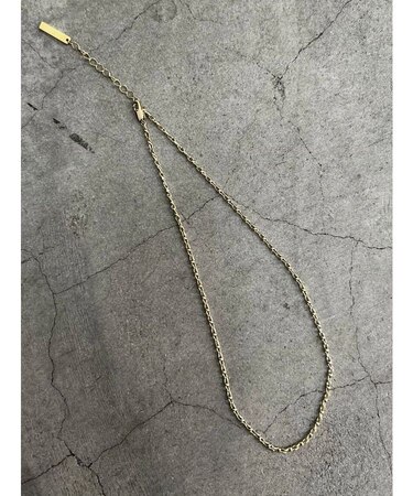 ユニークチェーンネックレス