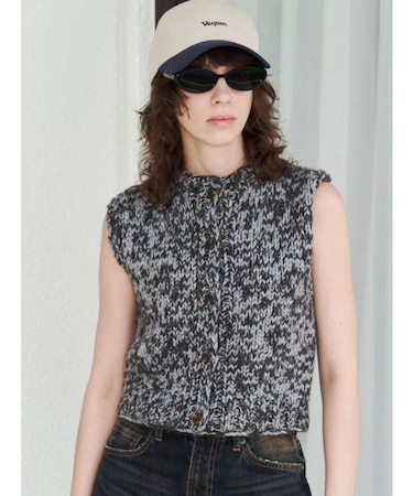 【VEQUM】HAND MIX KNIT VEST