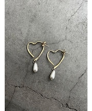 ダンリングハートピアス