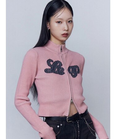 パッチロゴプレーティングニット