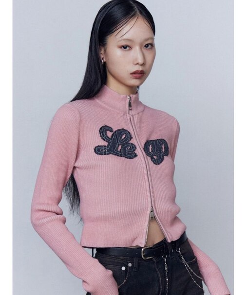 パッチロゴプレーティングニット