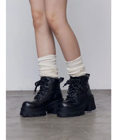 レースアップタンクソールブーツ