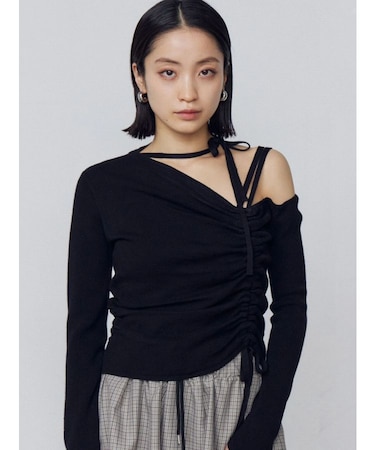 アシンメトリーチョーカーギャザーニット