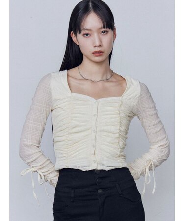 フロントボタンギャザートップ