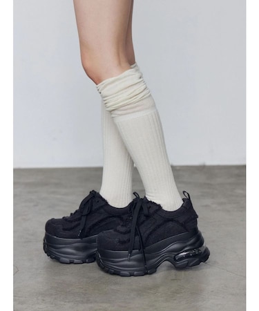 エアバルキーカットオフスニーカー