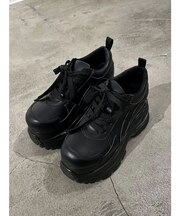 エアバルキーカットオフスニーカー