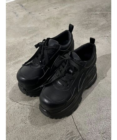 エアバルキーカットオフスニーカー