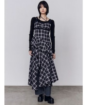 アシンメトリーフリルマキシワンピース