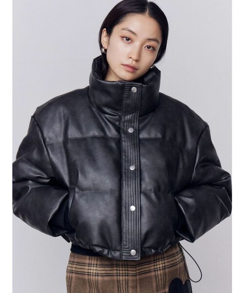 【EMODA】フェイクレザーショートダウン フェイクレザーショートダウン｜エモダの通販｜&mall（アンドモール