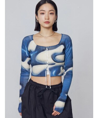 フロントレースアップフィットニット