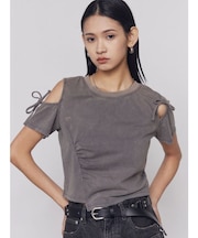 アシンメトリーカットアウトTシャツ