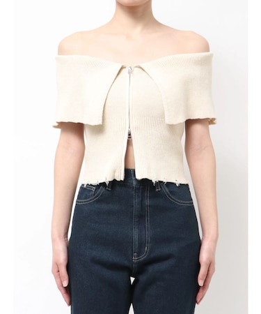 PLATING OFF SHOULDER KNIT